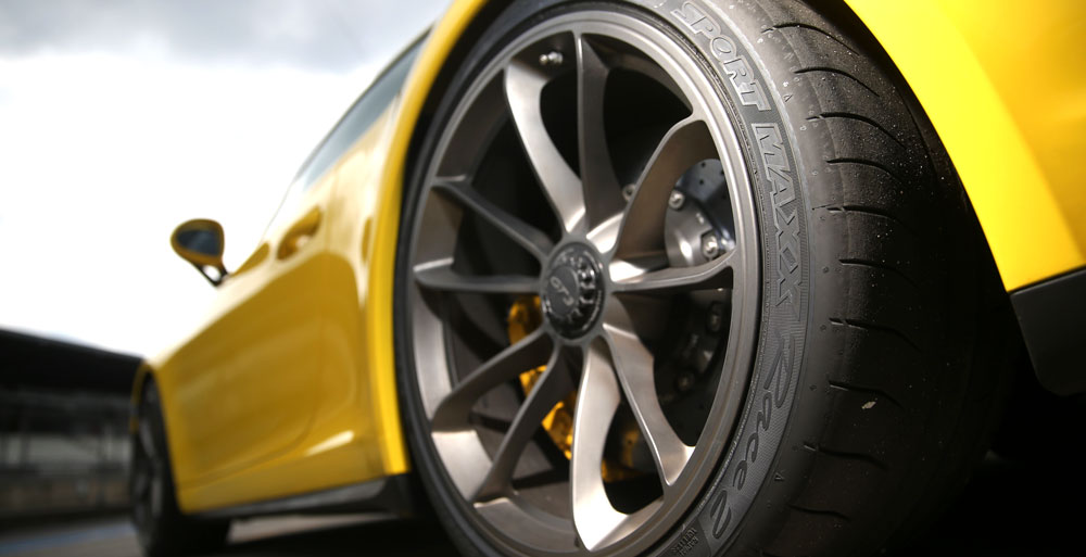 Porsche 911 GT3'te Dunlop Sport Maxx Race 2 Lastikleriyle Test