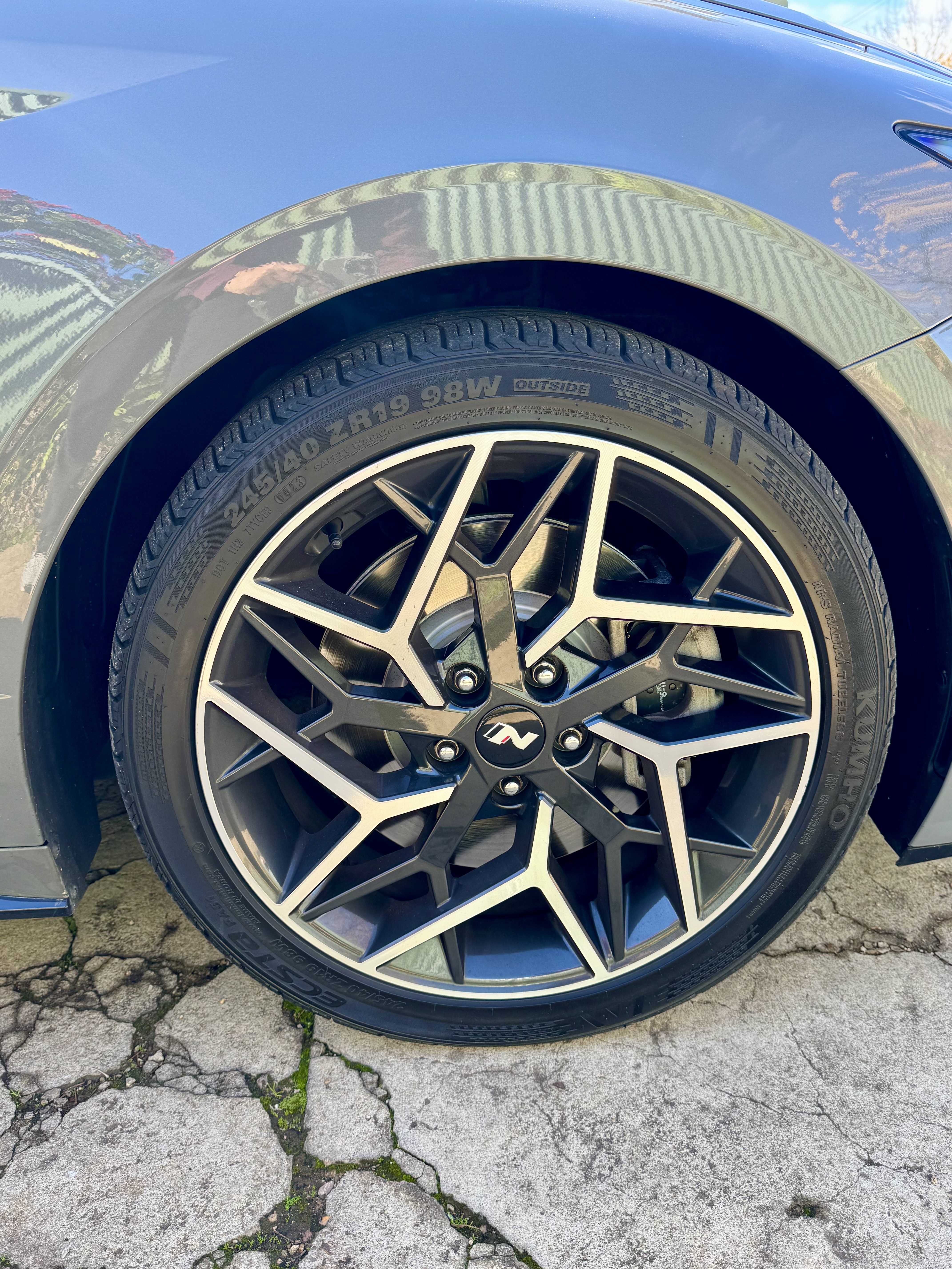 Kumho Ecsta PA51