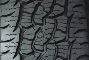 BFGoodrich Trail-Terrain T/A+ sırt deseni